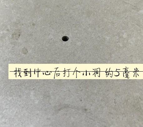 承德市瓷砖空鼓维修公司专业解答在瓷砖铺贴过程中，如果砂料搅拌不均匀，将会带来以下问题